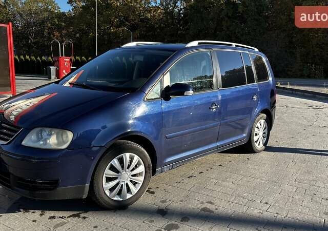 Синій Фольксваген Туран, об'ємом двигуна 1.9 л та пробігом 470 тис. км за 4900 $, фото 2 на Automoto.ua