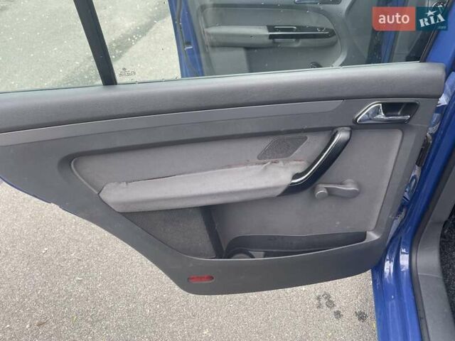 Синий Фольксваген Туран, объемом двигателя 1.9 л и пробегом 512 тыс. км за 4650 $, фото 10 на Automoto.ua