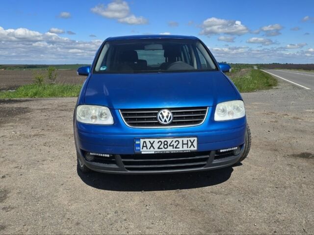 Синий Фольксваген Туран, объемом двигателя 1.6 л и пробегом 312 тыс. км за 5300 $, фото 7 на Automoto.ua