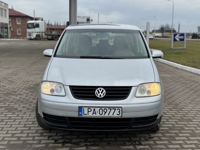 Синий Фольксваген Туран, объемом двигателя 1.9 л и пробегом 351 тыс. км за 2550 $, фото 1 на Automoto.ua