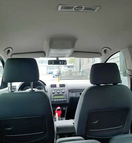 Синий Фольксваген Туран, объемом двигателя 1.6 л и пробегом 216 тыс. км за 4640 $, фото 4 на Automoto.ua