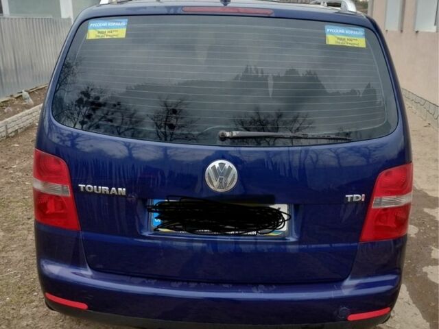Синий Фольксваген Туран, объемом двигателя 1.9 л и пробегом 3 тыс. км за 5500 $, фото 4 на Automoto.ua