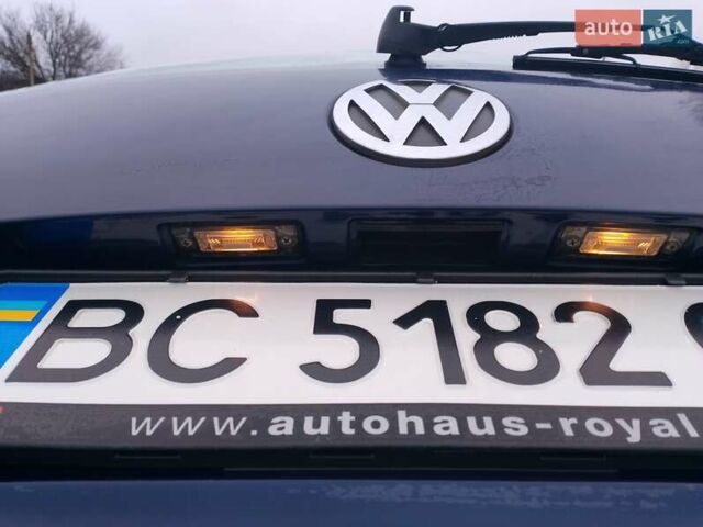 Синій Фольксваген Туран, об'ємом двигуна 1.6 л та пробігом 263 тис. км за 5200 $, фото 2 на Automoto.ua