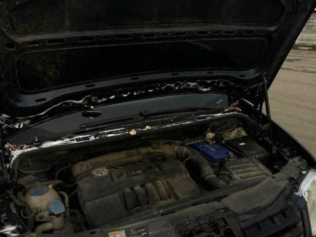 Синій Фольксваген Туран, об'ємом двигуна 1.6 л та пробігом 250 тис. км за 5000 $, фото 1 на Automoto.ua