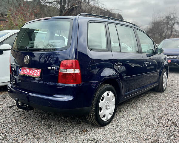 Синий Фольксваген Туран, объемом двигателя 1.6 л и пробегом 263 тыс. км за 5700 $, фото 3 на Automoto.ua