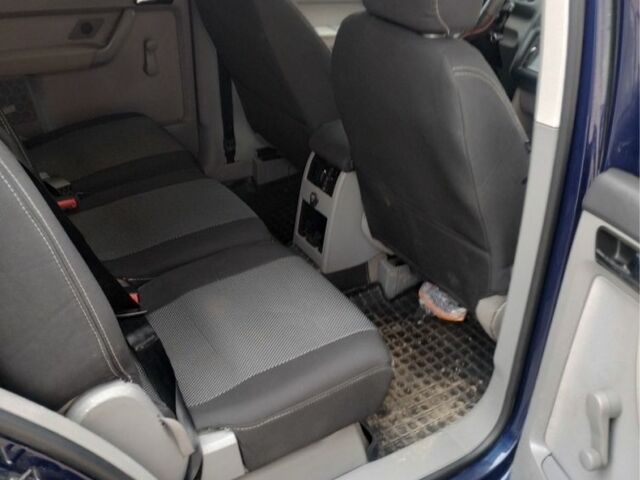 Синий Фольксваген Туран, объемом двигателя 1.9 л и пробегом 3 тыс. км за 5500 $, фото 5 на Automoto.ua