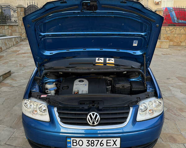 Синий Фольксваген Туран, объемом двигателя 1.6 л и пробегом 202 тыс. км за 4900 $, фото 18 на Automoto.ua