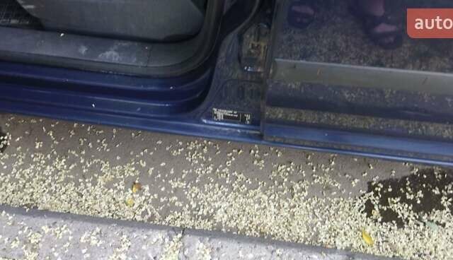 Синій Фольксваген Туран, об'ємом двигуна 1.9 л та пробігом 432 тис. км за 4900 $, фото 26 на Automoto.ua