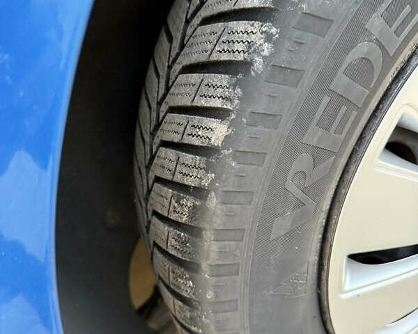 Синий Фольксваген Туран, объемом двигателя 1.6 л и пробегом 202 тыс. км за 4900 $, фото 20 на Automoto.ua