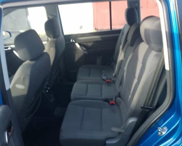 Синий Фольксваген Туран, объемом двигателя 1.6 л и пробегом 198 тыс. км за 5200 $, фото 10 на Automoto.ua