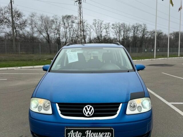 Синій Фольксваген Туран, об'ємом двигуна 0 л та пробігом 276 тис. км за 5500 $, фото 1 на Automoto.ua