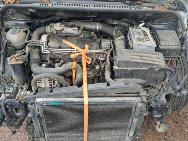 Синий Фольксваген Туран, объемом двигателя 0 л и пробегом 280 тыс. км за 1500 $, фото 2 на Automoto.ua