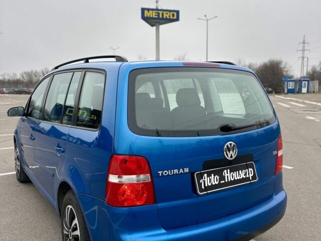 Синій Фольксваген Туран, об'ємом двигуна 0 л та пробігом 276 тис. км за 5500 $, фото 3 на Automoto.ua