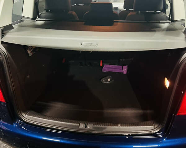 Синий Фольксваген Туран, объемом двигателя 1.6 л и пробегом 240 тыс. км за 6300 $, фото 12 на Automoto.ua