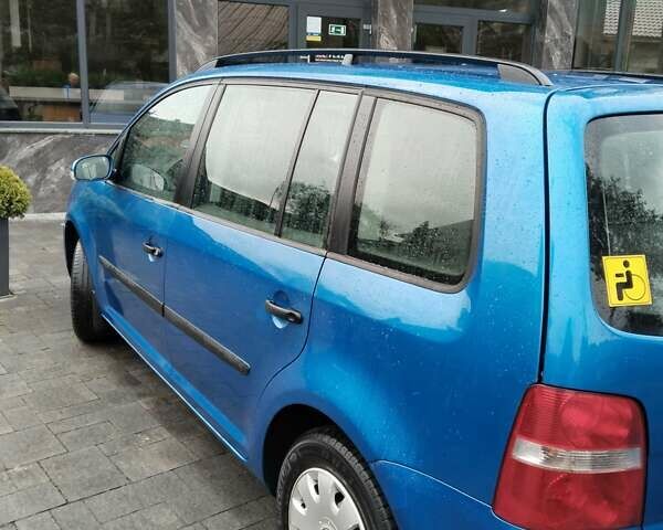 Синій Фольксваген Туран, об'ємом двигуна 1.9 л та пробігом 307 тис. км за 5500 $, фото 4 на Automoto.ua