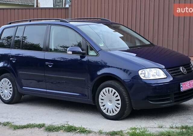 Синий Фольксваген Туран, объемом двигателя 1.6 л и пробегом 262 тыс. км за 6499 $, фото 13 на Automoto.ua