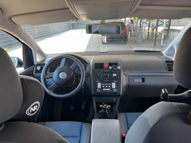 Синий Фольксваген Туран, объемом двигателя 0 л и пробегом 230 тыс. км за 5000 $, фото 6 на Automoto.ua