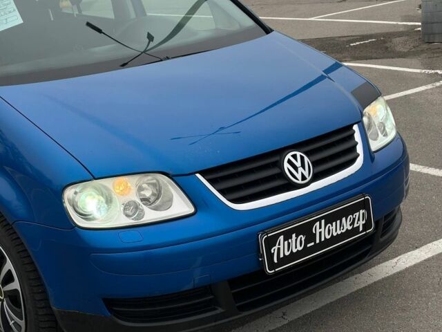 Синій Фольксваген Туран, об'ємом двигуна 0 л та пробігом 276 тис. км за 5500 $, фото 2 на Automoto.ua