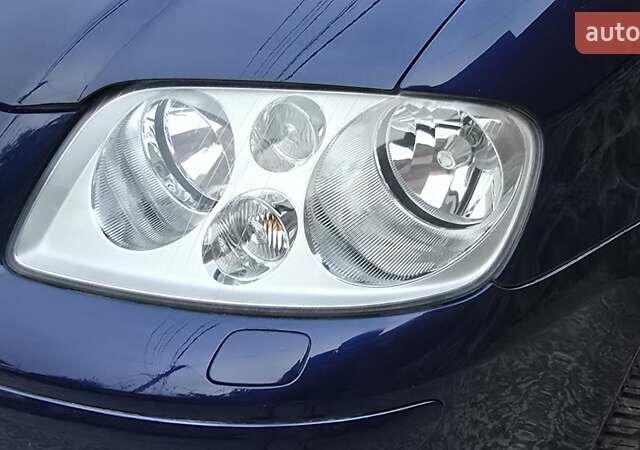 Синий Фольксваген Туран, объемом двигателя 1.6 л и пробегом 262 тыс. км за 6499 $, фото 6 на Automoto.ua