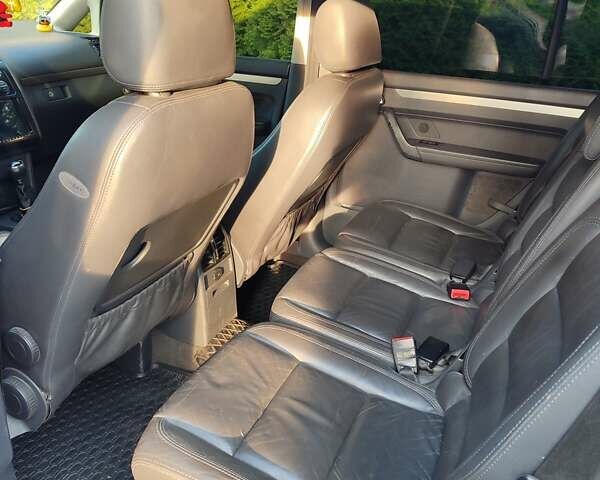 Синий Фольксваген Туран, объемом двигателя 1.97 л и пробегом 377 тыс. км за 6000 $, фото 4 на Automoto.ua