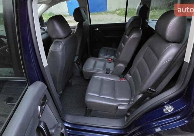 Синий Фольксваген Туран, объемом двигателя 1.6 л и пробегом 262 тыс. км за 6499 $, фото 57 на Automoto.ua