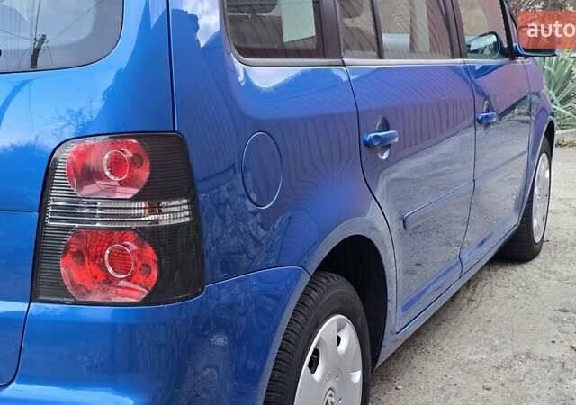 Синий Фольксваген Туран, объемом двигателя 1.6 л и пробегом 221 тыс. км за 6399 $, фото 21 на Automoto.ua