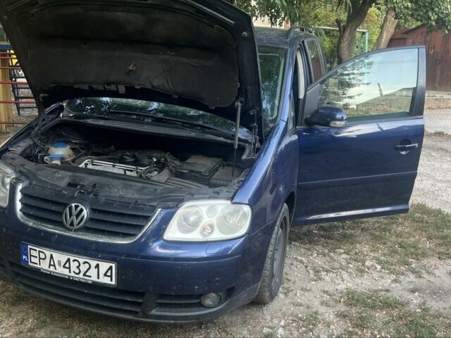 Синий Фольксваген Туран, объемом двигателя 2 л и пробегом 500 тыс. км за 3000 $, фото 7 на Automoto.ua