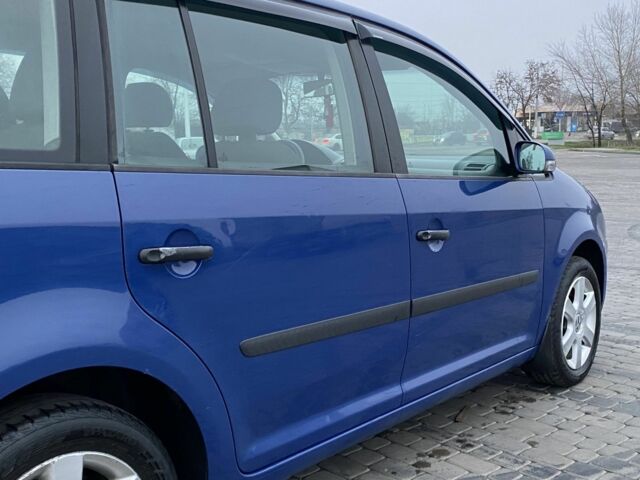 Синий Фольксваген Туран, объемом двигателя 1.9 л и пробегом 260 тыс. км за 3350 $, фото 8 на Automoto.ua