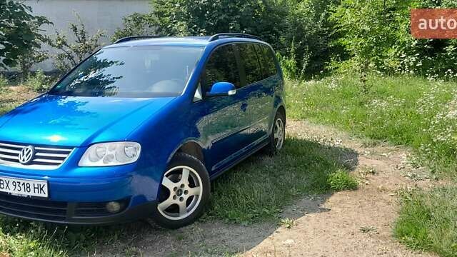 Синий Фольксваген Туран, объемом двигателя 1.6 л и пробегом 271 тыс. км за 5200 $, фото 26 на Automoto.ua