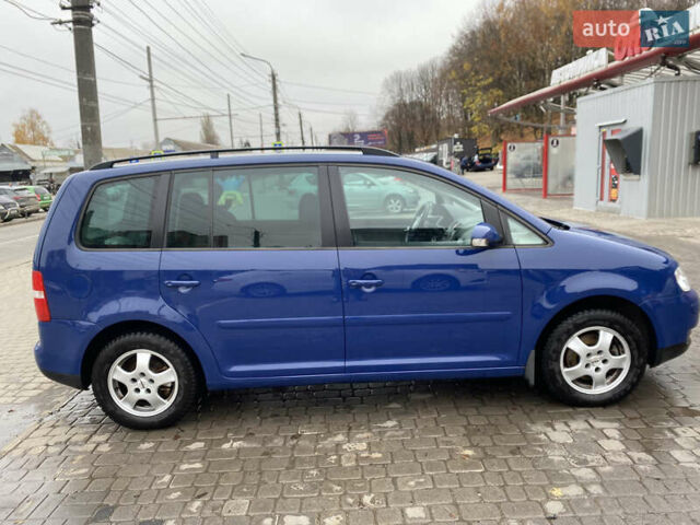 Синий Фольксваген Туран, объемом двигателя 1.6 л и пробегом 199 тыс. км за 6700 $, фото 43 на Automoto.ua