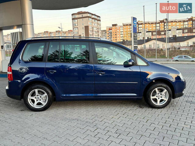 Синий Фольксваген Туран, объемом двигателя 1.6 л и пробегом 251 тыс. км за 6700 $, фото 10 на Automoto.ua
