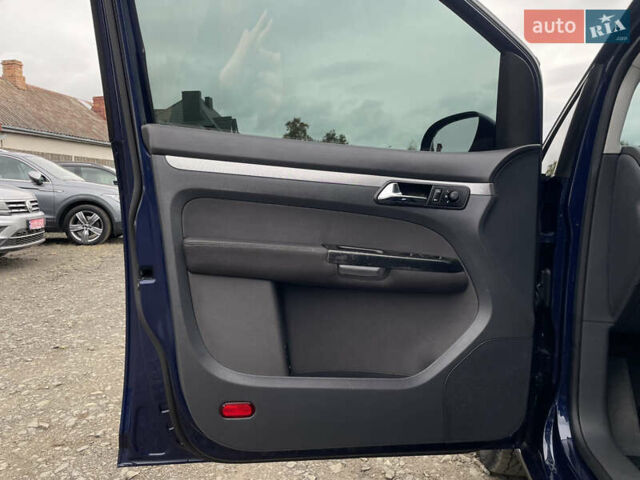 Синий Фольксваген Туран, объемом двигателя 1.6 л и пробегом 233 тыс. км за 6500 $, фото 24 на Automoto.ua