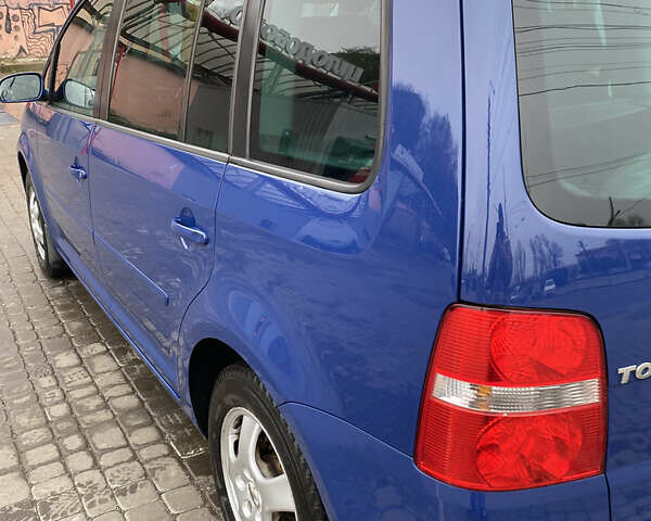 Синий Фольксваген Туран, объемом двигателя 1.6 л и пробегом 199 тыс. км за 6700 $, фото 41 на Automoto.ua