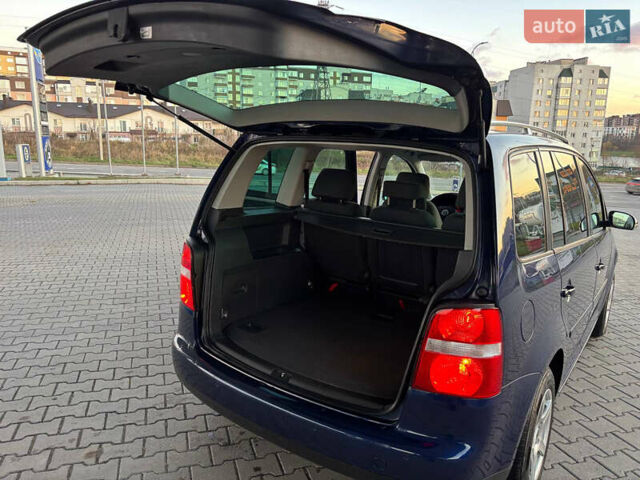 Синий Фольксваген Туран, объемом двигателя 1.6 л и пробегом 251 тыс. км за 6700 $, фото 21 на Automoto.ua