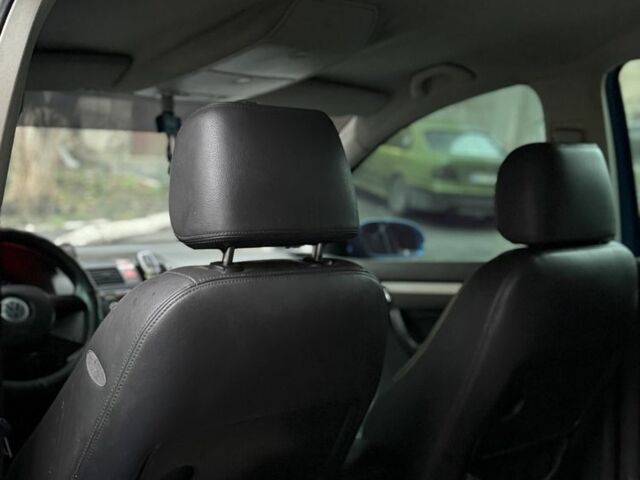 Синий Фольксваген Туран, объемом двигателя 0 л и пробегом 280 тыс. км за 1750 $, фото 8 на Automoto.ua