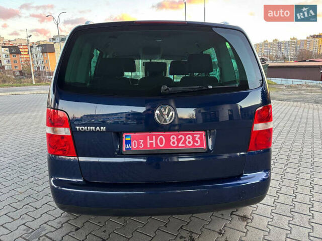Синий Фольксваген Туран, объемом двигателя 1.6 л и пробегом 251 тыс. км за 6700 $, фото 13 на Automoto.ua