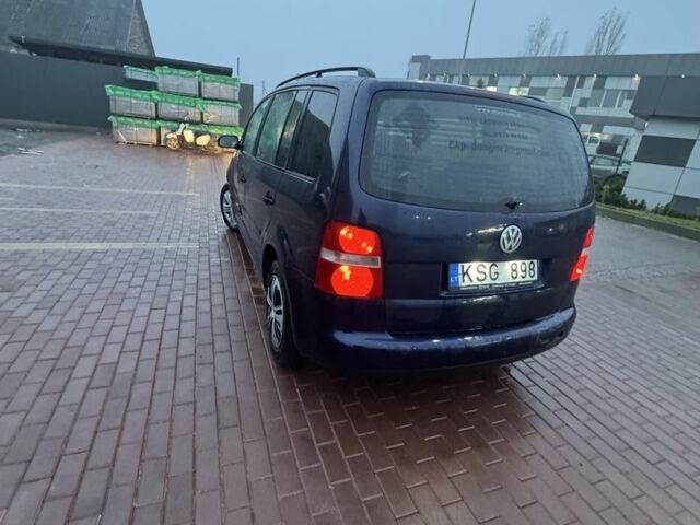 Синий Фольксваген Туран, объемом двигателя 1.9 л и пробегом 400 тыс. км за 2400 $, фото 3 на Automoto.ua