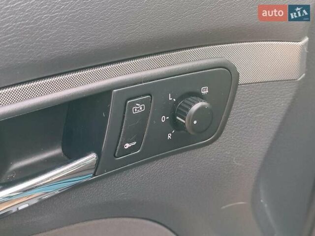 Синий Фольксваген Туран, объемом двигателя 2 л и пробегом 320 тыс. км за 5490 $, фото 22 на Automoto.ua