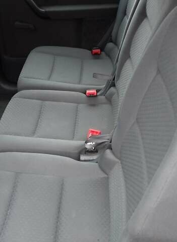 Синий Фольксваген Туран, объемом двигателя 1.6 л и пробегом 180 тыс. км за 6500 $, фото 19 на Automoto.ua