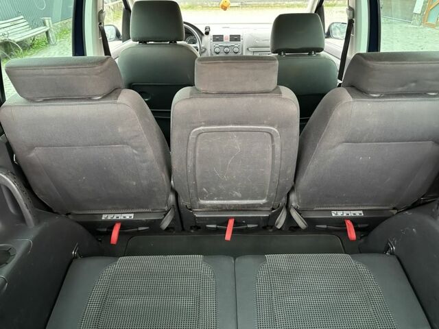 Синий Фольксваген Туран, объемом двигателя 2 л и пробегом 468 тыс. км за 3999 $, фото 23 на Automoto.ua