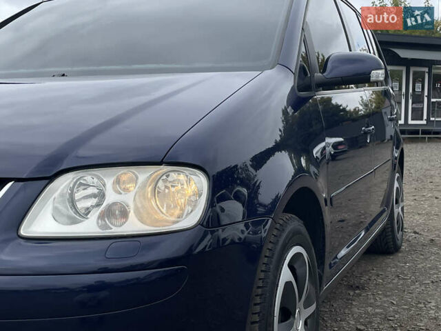 Синий Фольксваген Туран, объемом двигателя 1.6 л и пробегом 233 тыс. км за 6500 $, фото 10 на Automoto.ua