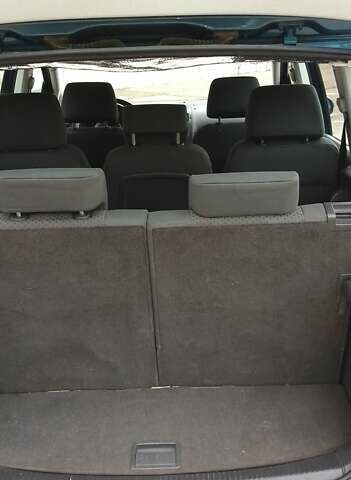 Синий Фольксваген Туран, объемом двигателя 1.6 л и пробегом 180 тыс. км за 6500 $, фото 18 на Automoto.ua