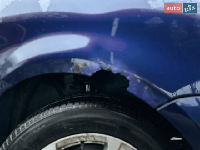 Синий Фольксваген Туран, объемом двигателя 2 л и пробегом 468 тыс. км за 3999 $, фото 11 на Automoto.ua