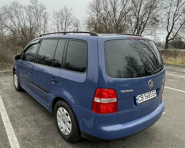 Синий Фольксваген Туран, объемом двигателя 1.9 л и пробегом 253 тыс. км за 5500 $, фото 2 на Automoto.ua