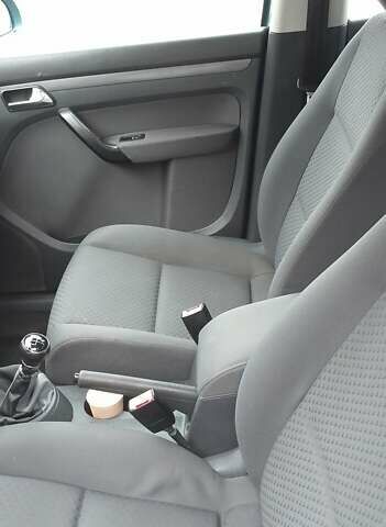 Синий Фольксваген Туран, объемом двигателя 1.6 л и пробегом 180 тыс. км за 6500 $, фото 12 на Automoto.ua