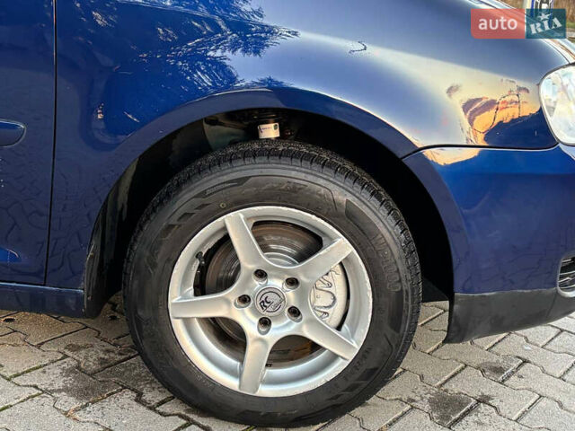 Синий Фольксваген Туран, объемом двигателя 1.6 л и пробегом 251 тыс. км за 6700 $, фото 20 на Automoto.ua