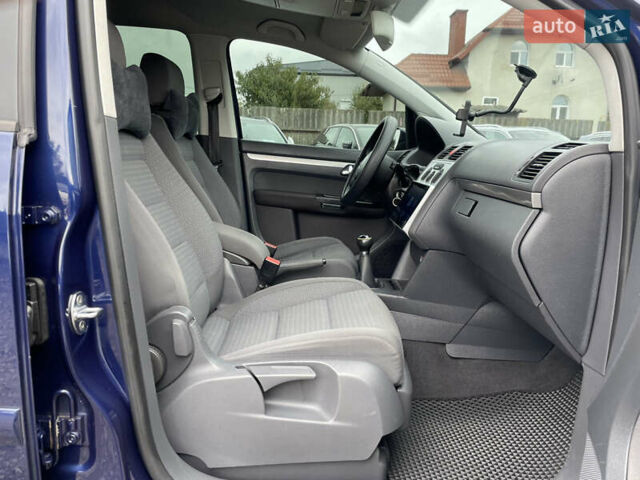 Синий Фольксваген Туран, объемом двигателя 1.6 л и пробегом 233 тыс. км за 6500 $, фото 38 на Automoto.ua