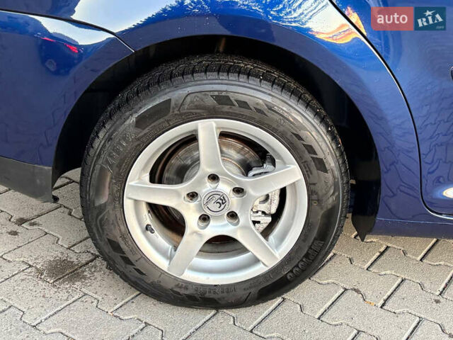 Синий Фольксваген Туран, объемом двигателя 1.6 л и пробегом 251 тыс. км за 6700 $, фото 19 на Automoto.ua