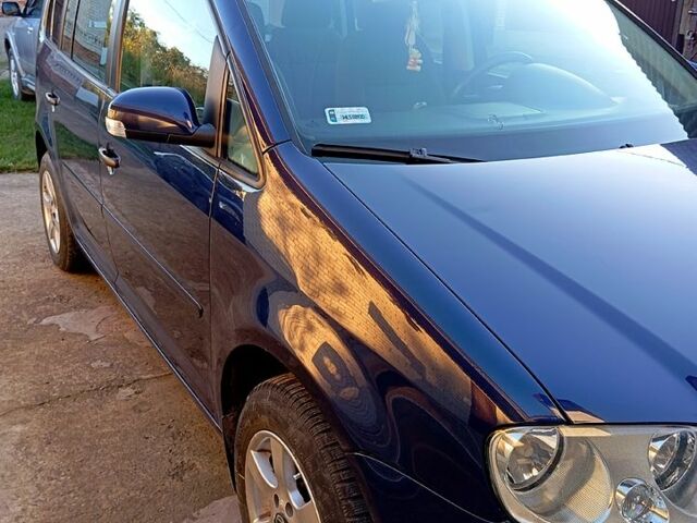 Синій Фольксваген Туран, об'ємом двигуна 1.9 л та пробігом 320 тис. км за 5350 $, фото 5 на Automoto.ua