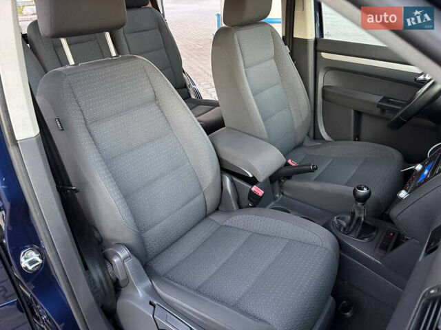 Синий Фольксваген Туран, объемом двигателя 1.6 л и пробегом 251 тыс. км за 6700 $, фото 32 на Automoto.ua